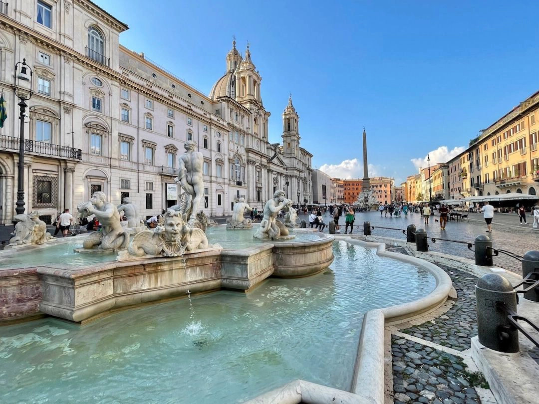 Fontaines monumentales de la Piazza Navona à Rome, lors d’un voyage culturel en Italie avec 2S Africa Travel